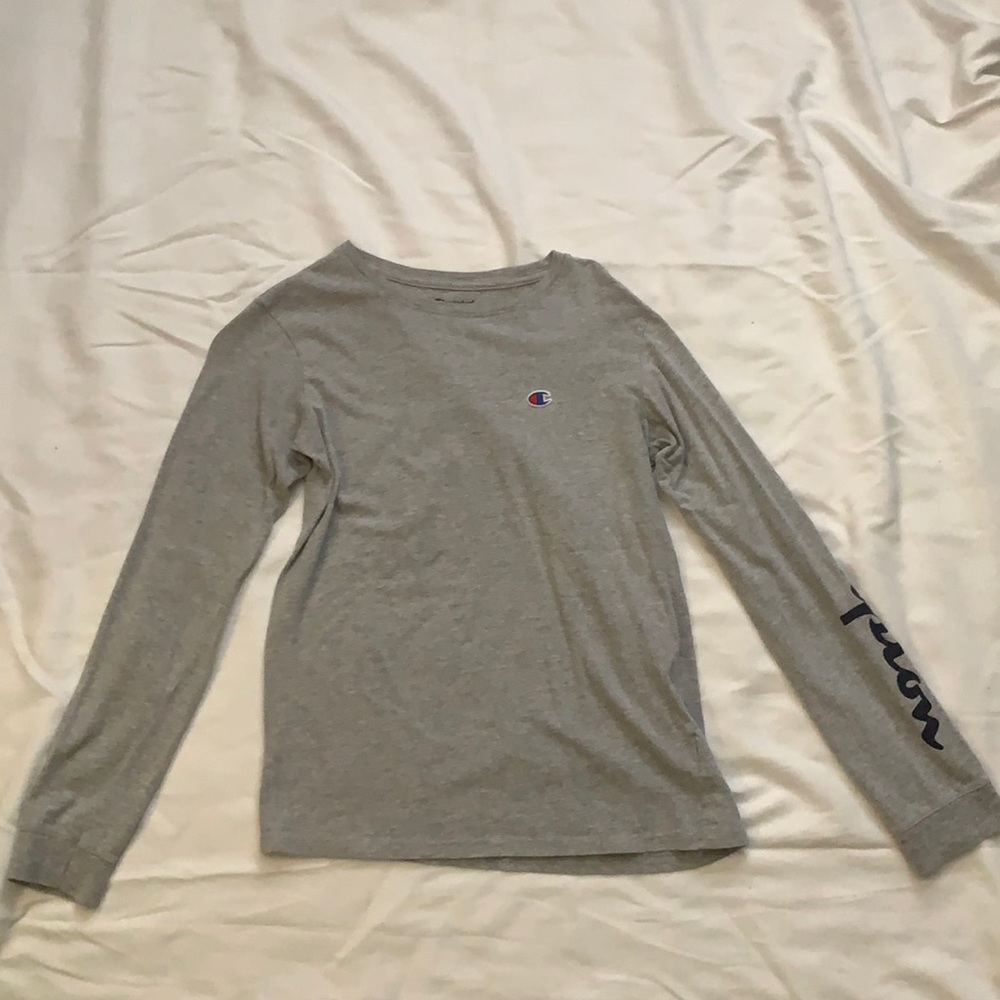 Long sleeve Champion shirt